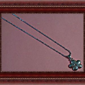 18KRP Flower Design Necklace Simple Style